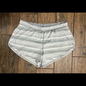Lululemon gray/white stripe speed ups sz 8